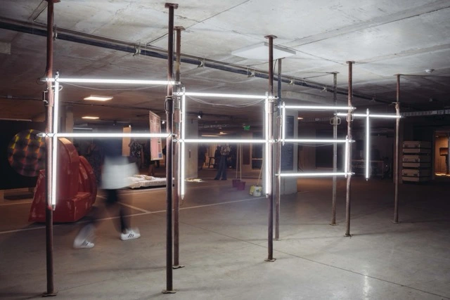 Público interactuando con obras durante FAST